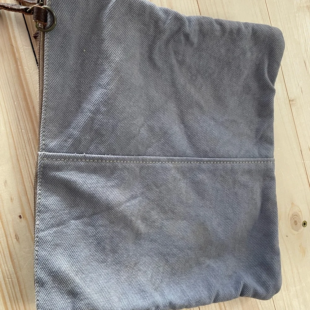 Myra Bag Leather Clutch Purse‎